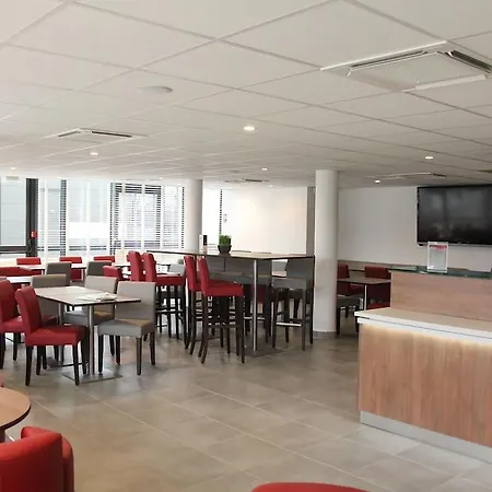 Lyon Aeroport 2* Сен-Кантен-Фаллавье