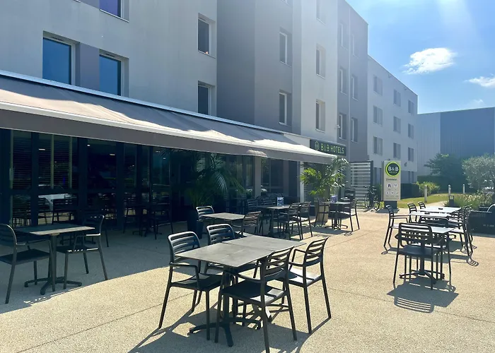 Première Classe Lyon Est - Quentin Fallavier - Aéroport Hotel 2*