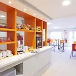 Hotel Lyon Aeroport 2*