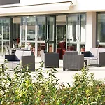 Première Classe Lyon Est - Quentin Fallavier - Aéroport Hotel 2*