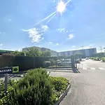 Lyon Aeroport 생-켕탱-팔라비에
