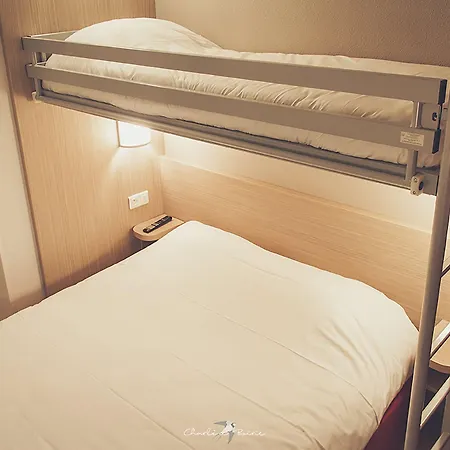 Hotel Lyon Aeroport 2*