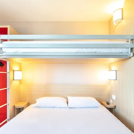 Hotel Lyon Aeroport 2*