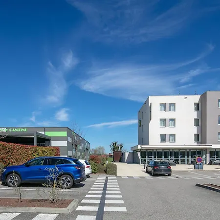 Hotel Lyon Aeroport