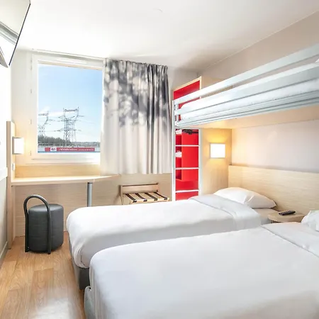 Hotel Lyon Aeroport 2*