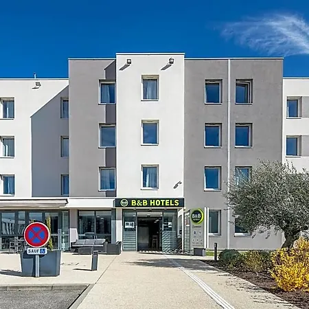 Hotel Lyon Aeroport 2*